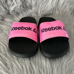 Reebok Slides Girls Size 2‎ Pink Black Sparkly Glitter Slip On Sandals Shoes